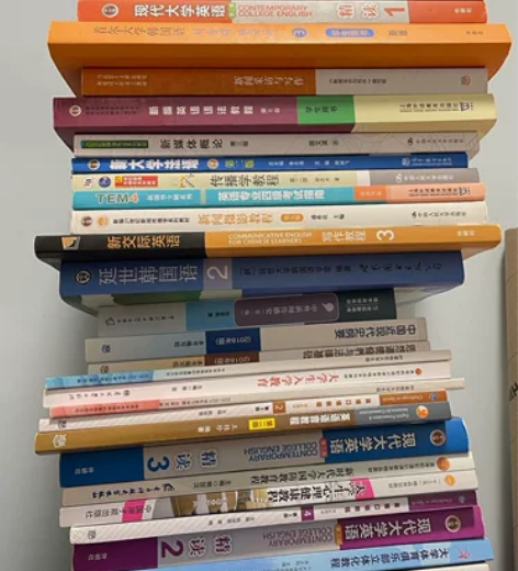 出闲置的书本哦 ！ 由于情况的变化 买来考...