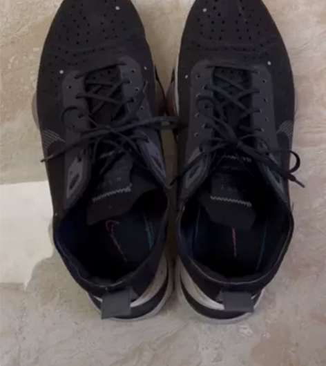 耐克增高缓震跑鞋 个人闲置耐克跑鞋，正常穿...