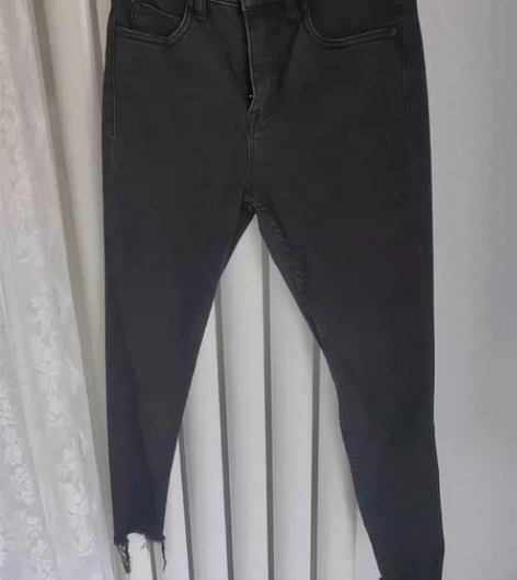 冬天必备   黑色包身牛仔裤  9分高腰 ...
