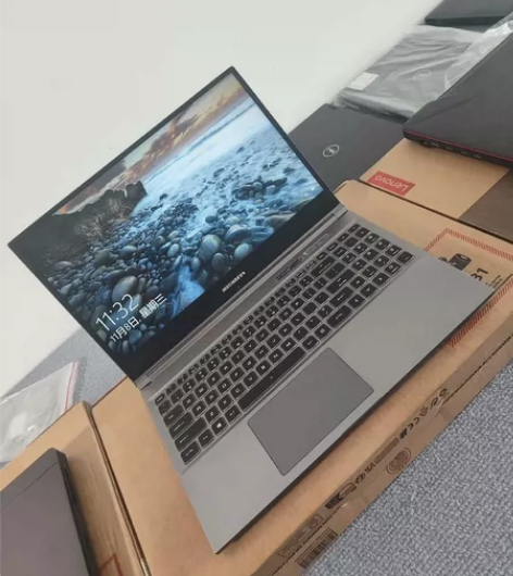 机械革命z3airs新款i7处理器八核十六...