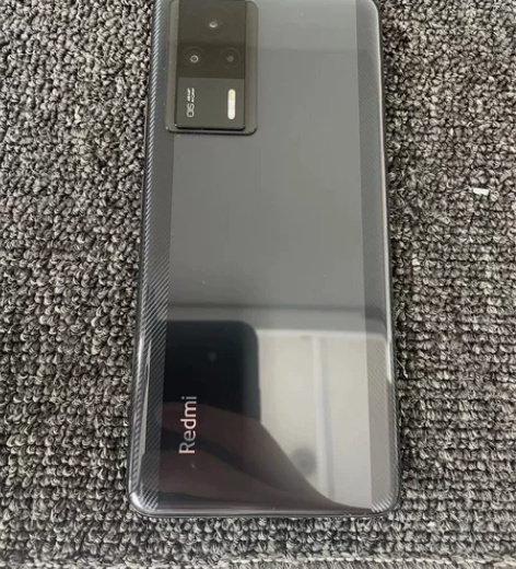 红米K60E 12+512    天玑82...