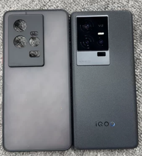 vivo iQOO 11 12GB+256...