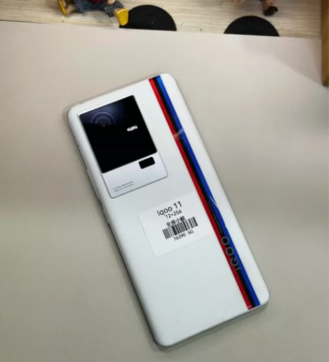 ?95新 VIVO vivo iQOO 1...