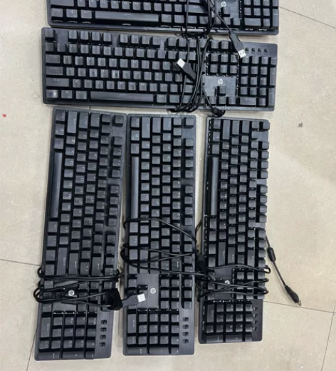 暗影精灵鼠标10个 十八渡鼠标6个 机械键...