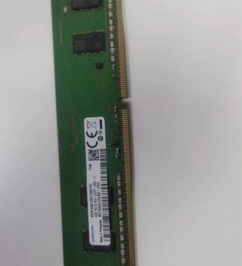 ddr4  2400，拆机内存 感兴趣的话...