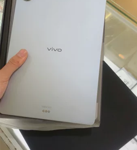 本人出一台vivo pad  air，8+...