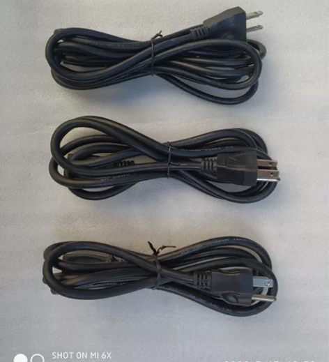 全新两米长电脑电源线三根 5元一根，可自取...