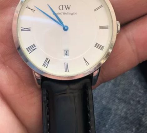 丹尼尔惠灵顿DW石英表 正品保证 新换的天...