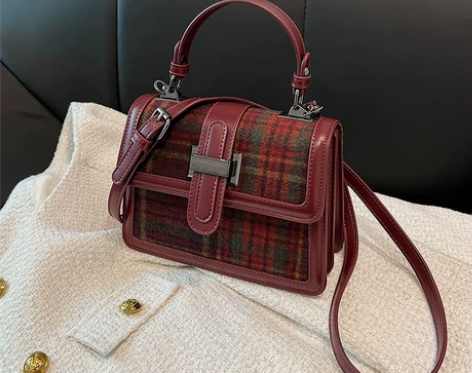 高级感复古小包包2023新款女包流行爆款百...