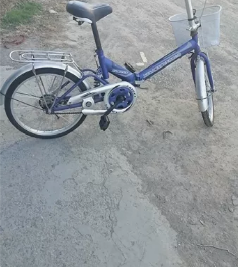 便宜出售一辆上海永久自行车，款式好，价格优...