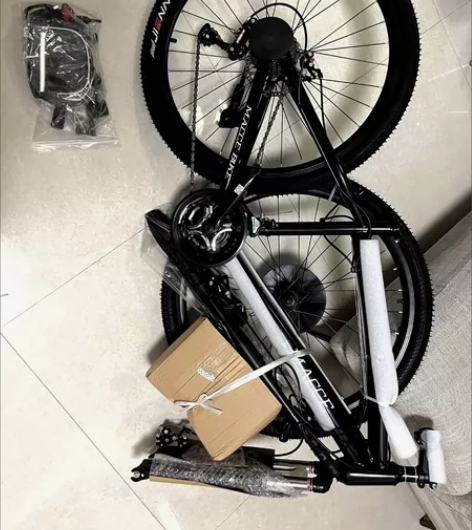女大学生闲置新车，捡漏自己一辆几乎纯新的自...