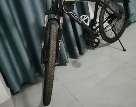 由于本人要离开，所以爱车（山地车）出售。 ...