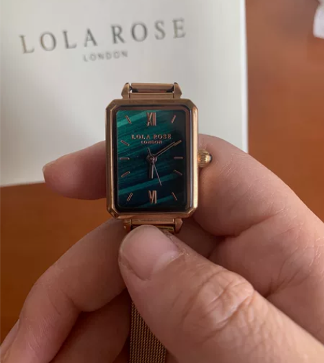 Lolarose小绿表 找代购买的，戴过几...