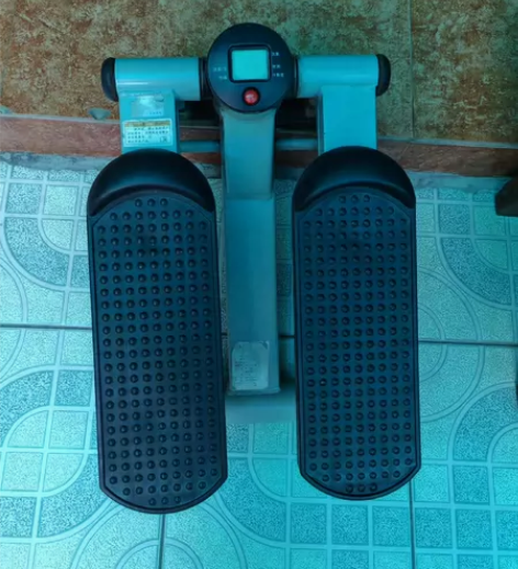 踏步机，闲置自提不退货！ 感兴趣的话点“我...