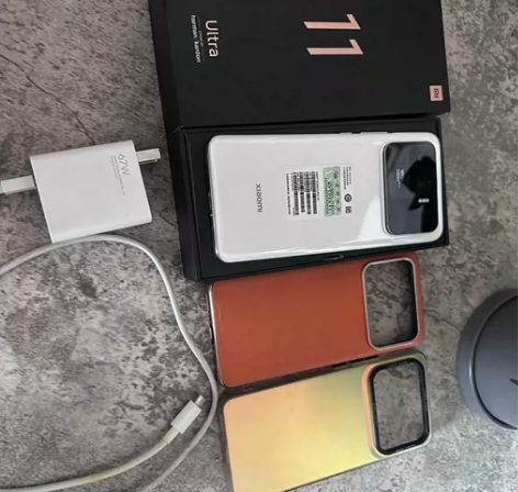?小米 11ultra 12+256 陶瓷...