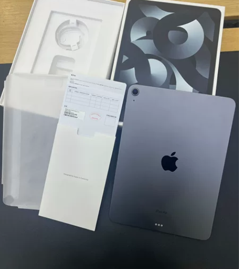 苹果iPad Air 5国行，灰色256G...