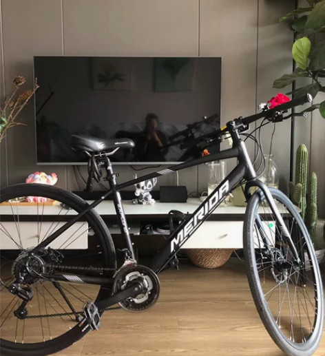 买来没有骑过几次的 还比较新 比较适合16...