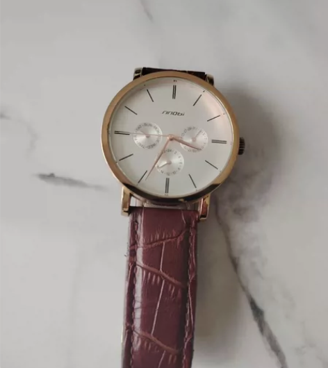 手表 感兴趣的话点“我想要”和我私聊吧～轻...