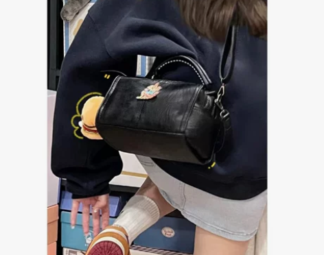 包包女2022秋冬新款韩国小众斜挎单肩包大...