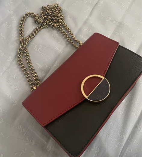 红色小ck单肩包有购买记录50出 感兴趣的...