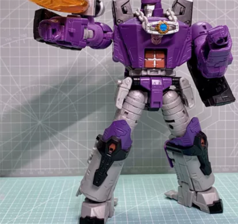 传世系列惊破天 非掉肩膀王国系列 只变一两...