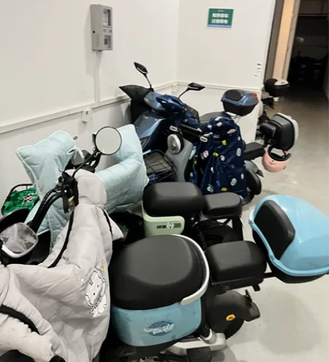 电动车北京可以上牌的小龟王全新店铺已被85...