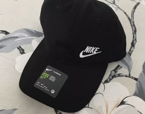 耐克棒球帽，家里帽子太多，这个包邮出#百搭...