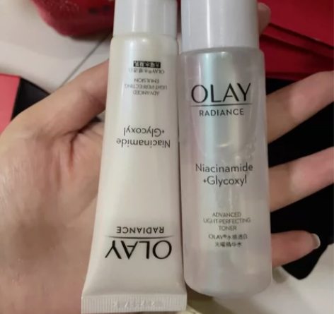 50元 Olay美白水50ml+乳35ml...