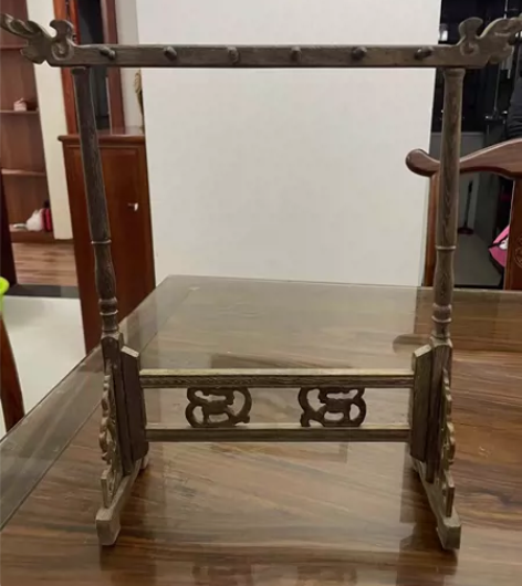 鸡翅木毛笔架 感兴趣的话点“我想要”和我私...