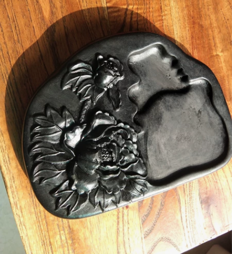 清代老砚台,石质油润,老皮壳,包浆淳厚,雕...