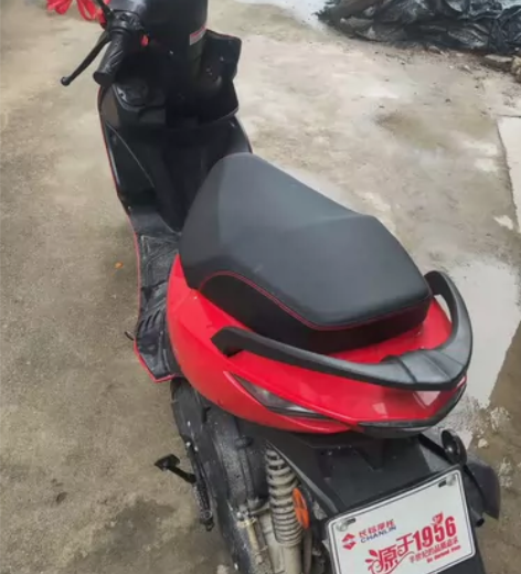 车子没有上牌 油车 踏板摩托车9成新，访雅...