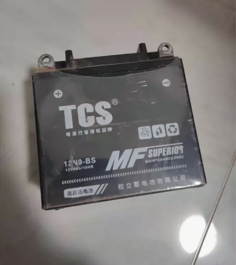 两年的旧电瓶 12v9a 可正常使用 丰台...