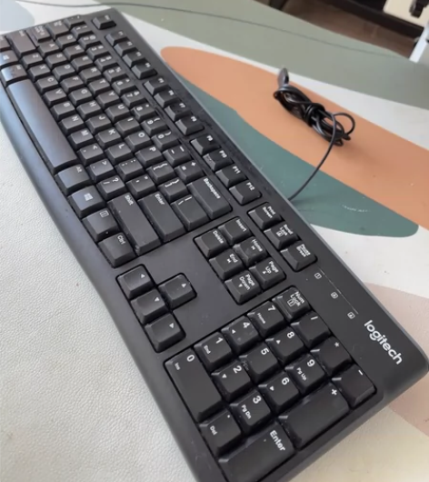 【罗技键盘k120】一个，图片为实拍图，正...