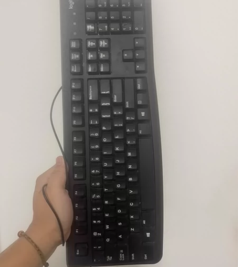 闲置罗技键盘一个因为要搬家低价转卖，希望就...