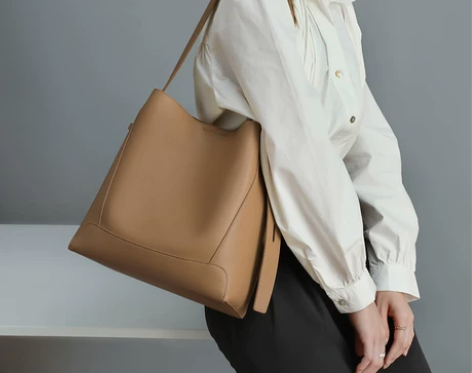 Viney包包2023新款女包斜挎水桶包托...