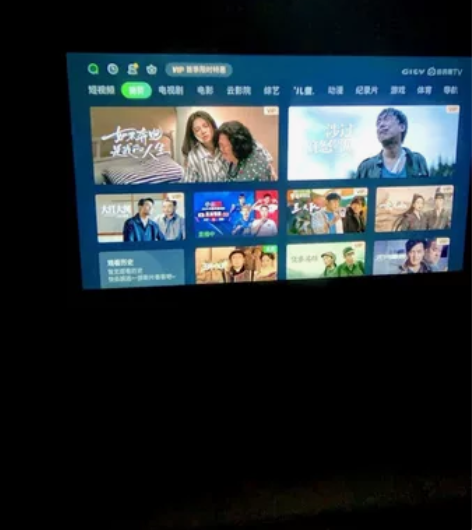 【全新捡漏】原价1400多的超 高清投影仪...