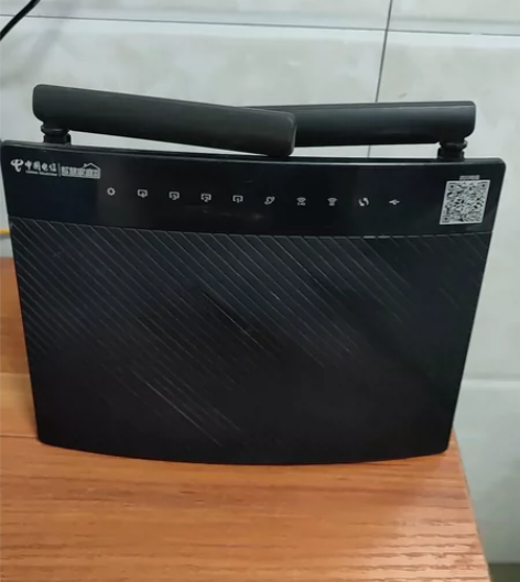 腾达AC9博通芯片带USB口 成色挺好，后...