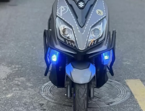 铃木uy125，23年2月上牌，一手户，行...