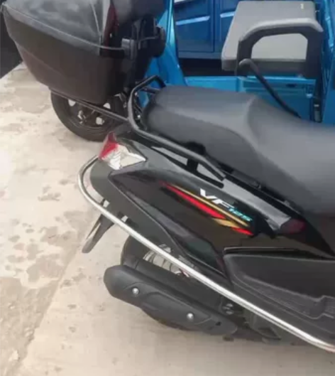 豪爵VF125踏板摩托车，23年7月上牌跑...