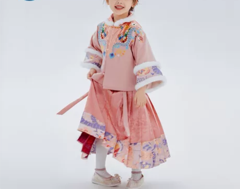【官方直发】年衣童装汉服女童冬季儿童马面裙...