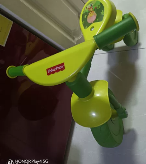 费雪儿童平衡车学步车，九成新，几乎全新只有...