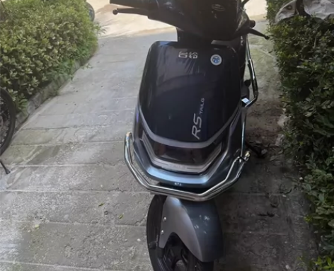 台铃72V32A石墨烯电池长续航 电瓶是目...