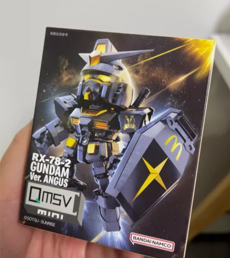 全新未开箱现货！麦当劳??高达联名手办！黑...