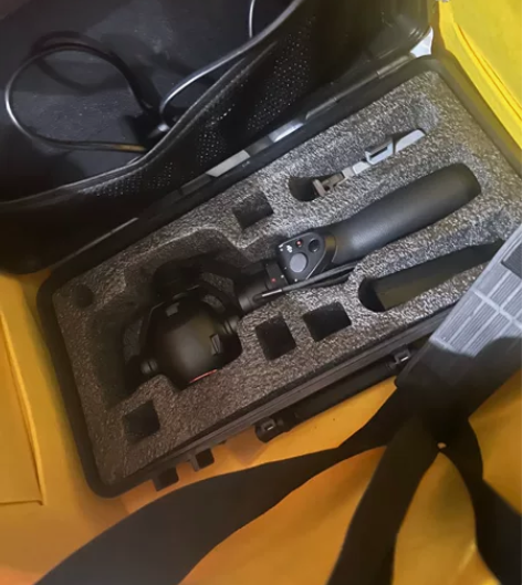 大疆osmo，买来没用过几回，放好久了，两...