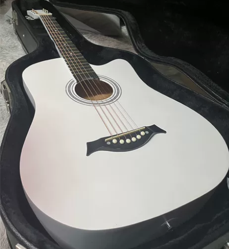 【琴行搬迁】原价上千的38寸全新单板吉他4...