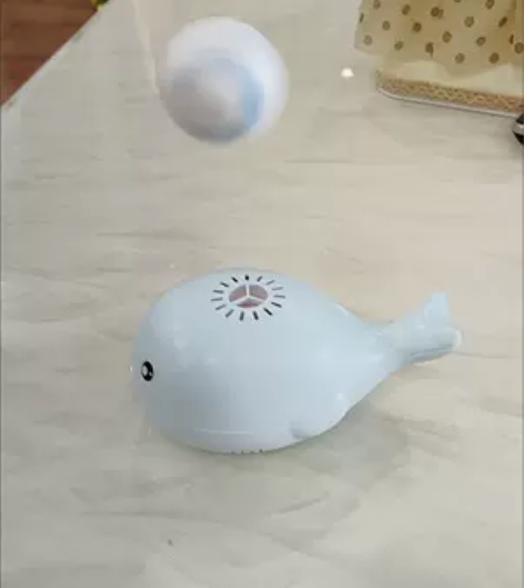 【全新包邮】儿童鲸鱼悬浮球玩具可充电，锻炼...