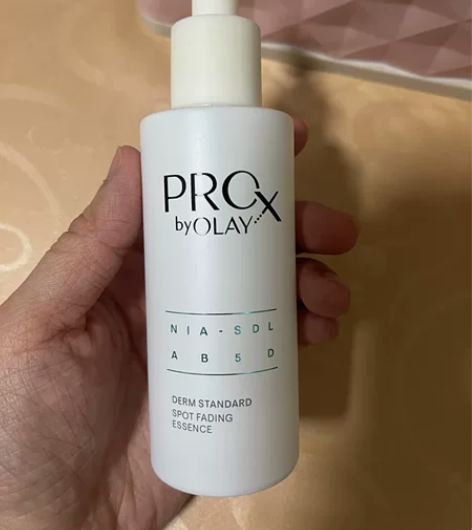 OLAY玉兰油淡斑小白瓶面部精华液烟酰胺美...