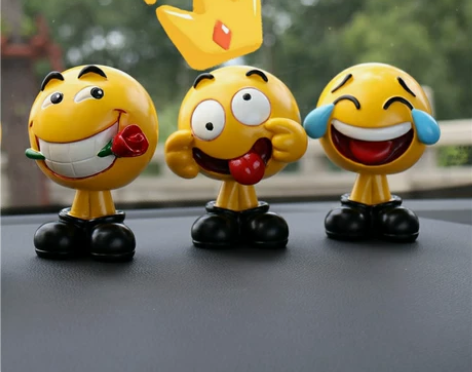 车载摆件汽车装饰品创意卡通可爱表情包抖音网...