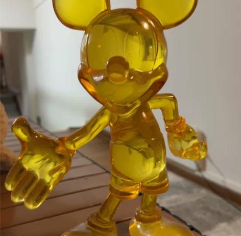 卡通米奇摆件自己家没地方摆，自提30一个 ...