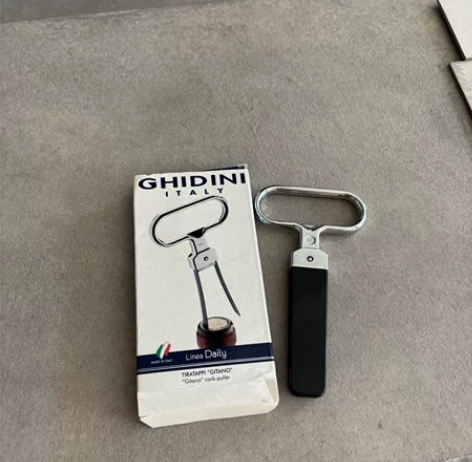 老酒开瓶器，高岛屋购入，未使用， 10元出...